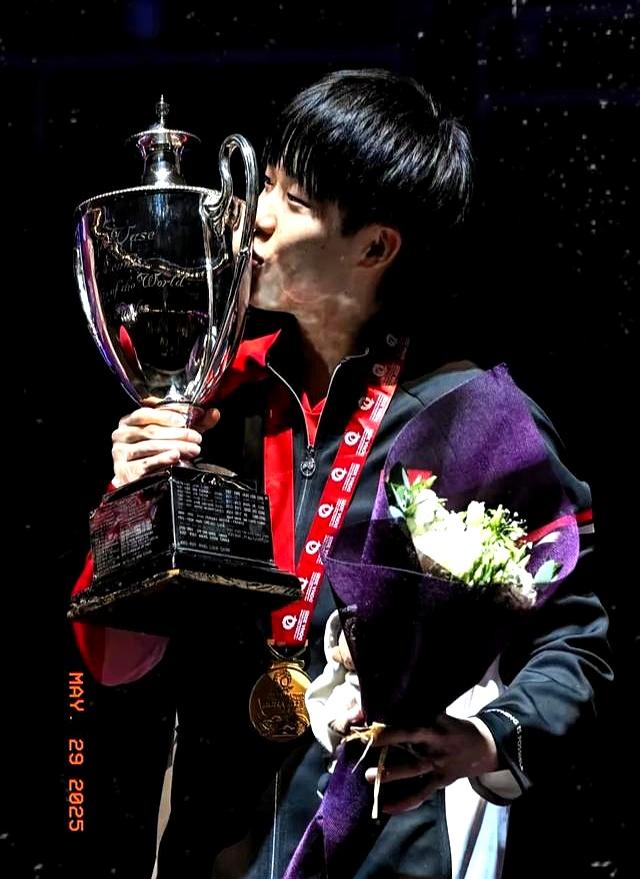 AYX-包含日本队前途光明！，莱万多夫斯基新星重返赛场表现突出气势如虹延续的词条