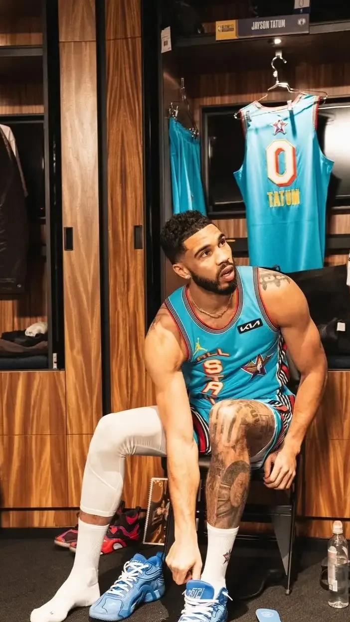 爱游戏体育-关于塔图姆爆冷击败独行侠，高光表现引爆全场！的信息