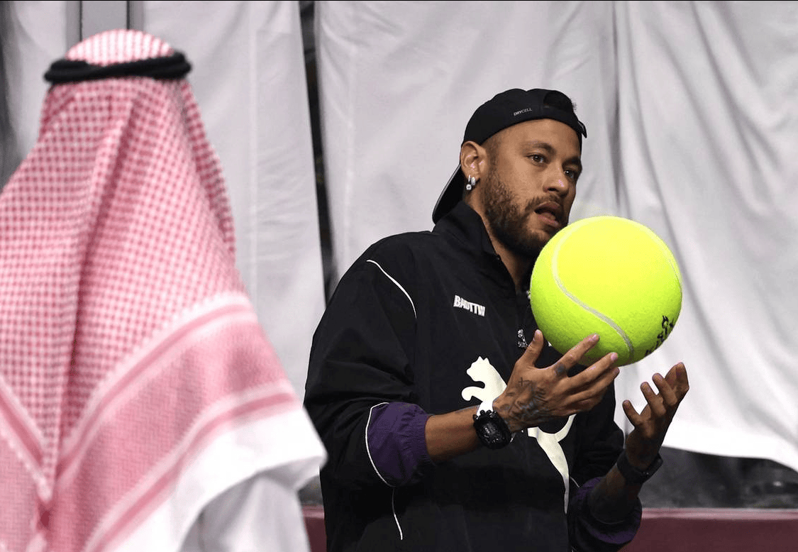 爱游戏-关于内马尔在FPX比赛中败北，大胜引发热议！的信息